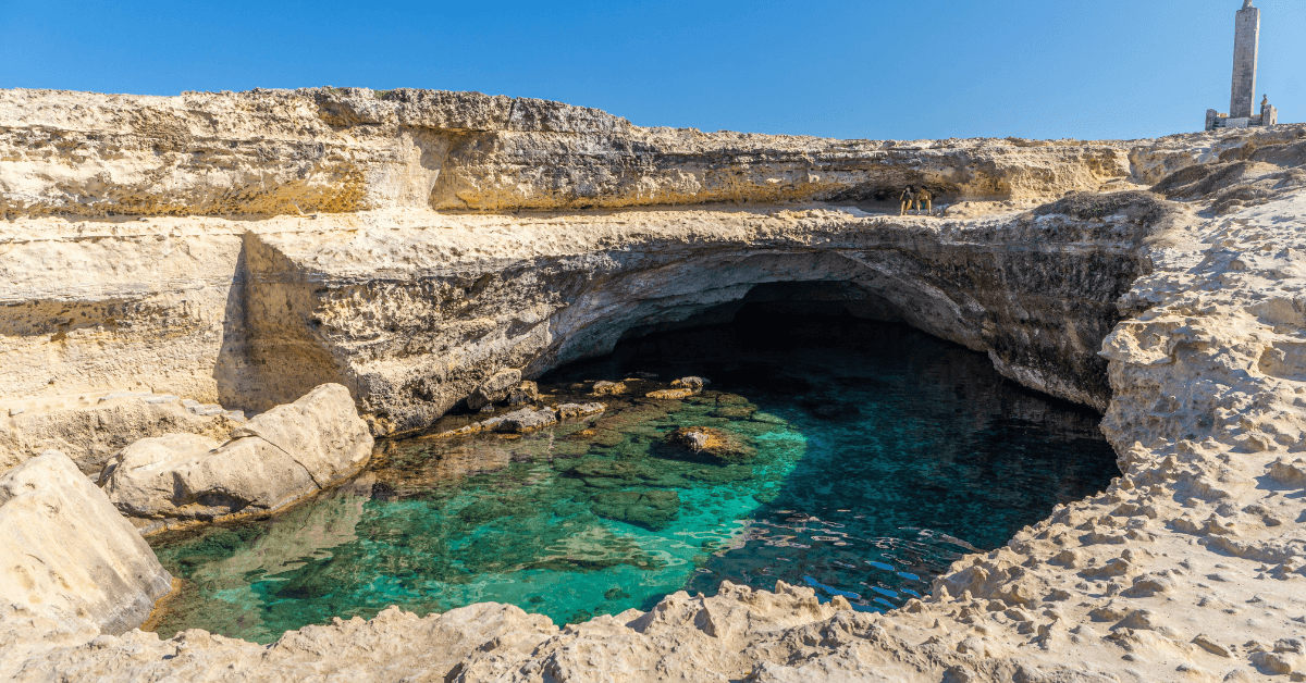 Grotta della Poesia a Melendugno: Guida Completa 2026
