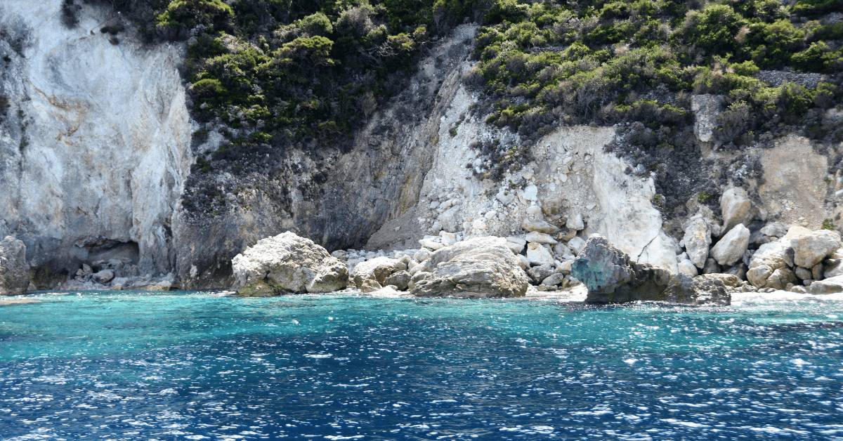 Le Spiagge Più Belle di Ponza: Guida Completa 2026