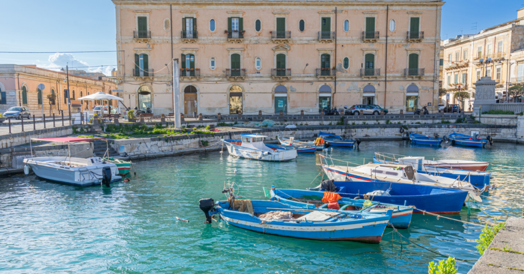 spiagge ortigia, sicilia, siracusa